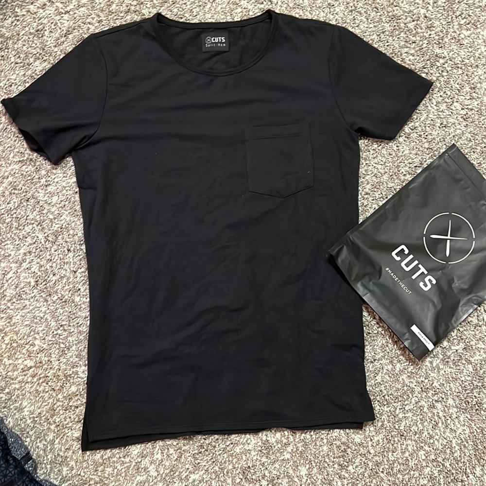 NWOT Cuts Black Pocket Tee